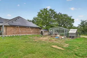 1017 Co Rd 3555, Paradise, TX 76073 - Photo 37