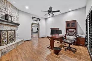1017 Co Rd 3555, Paradise, TX 76073 - Photo 13
