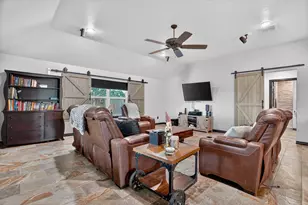 1017 Co Rd 3555, Paradise, TX 76073 - Photo 9