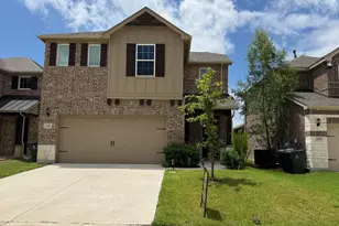 714 Creekwater Ln, Garland, TX 75043 - Photo 1