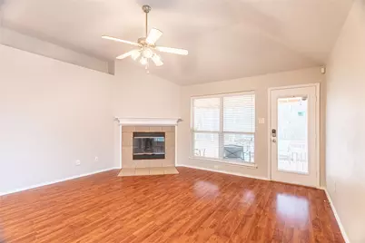 801 Deedee Creek Drive, Euless, TX 76040 - Photo 27