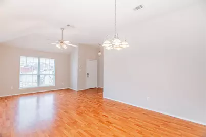 801 Deedee Creek Drive, Euless, TX 76040 - Photo 7