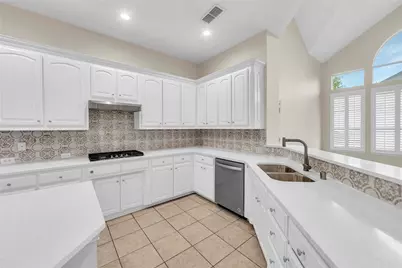 3920 Autumn Lane, Bedford, TX 76021 - Photo 11