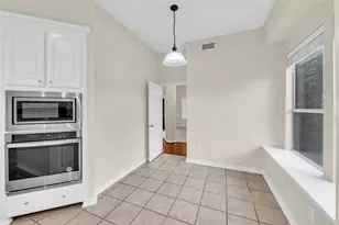 3920 Autumn Ln, Bedford, TX 76021 - Photo 9