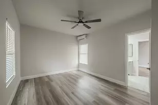 1416 E Myrtle St, Fort Worth, TX 76104 - Photo 37