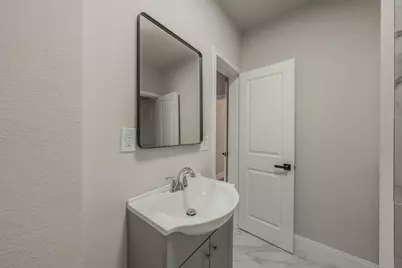 1416 E Myrtle Street, Fort Worth, TX 76104 - Photo 35
