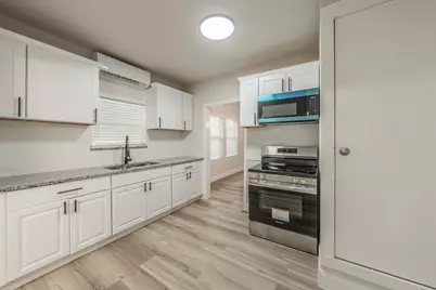 1416 E Myrtle Street, Fort Worth, TX 76104 - Photo 17
