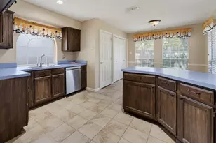 7512 Lake Arrowhead Dr, Fort Worth, TX 76137 - Photo 9