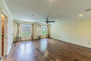 519 First St, Hewitt, TX 76643 - Photo 11