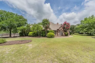 1304 Greenview Dr, Aledo, TX 76008 - Photo 3
