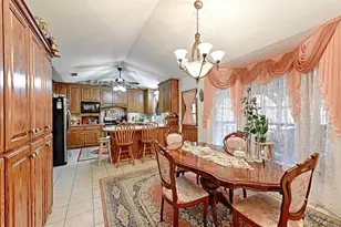 105 Santee Dr, Lake Kiowa, TX 76240 - Photo 5