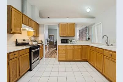 3605 Royal Valley Road, Grand Prairie, TX 75052 - Photo 7