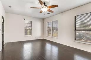 616 Wayne St, Dallas, TX 75223 - Photo 5