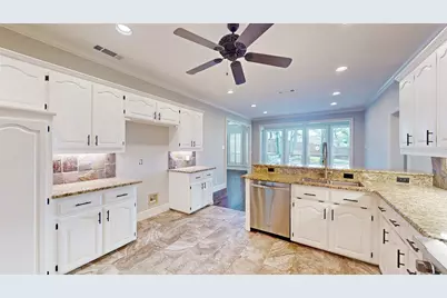 2890 Hillside Drive, Highland Village, TX 75077 - Photo 9