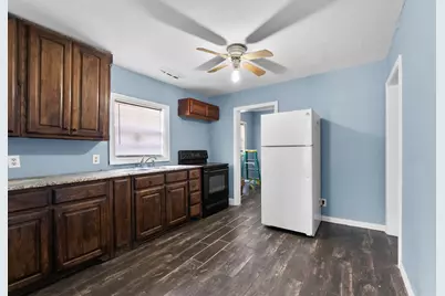 1612 Harris Court, Dallas, TX 75223 - Photo 5