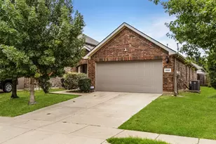 2828 Houston Wood Dr, Fort Worth, TX 76244 - Photo 5