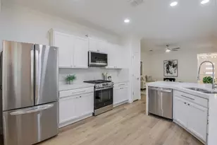 2828 Houston Wood Dr, Fort Worth, TX 76244 - Photo 11