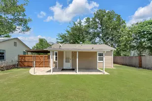 823 Ronald St, White Settlement, TX 76108 - Photo 17