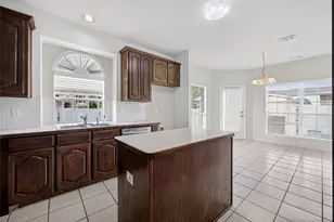 7708 Buccaneer Cir, Arlington, TX 76016 - Photo 11