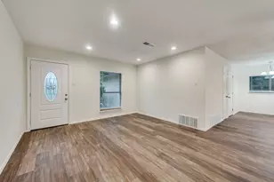 901 Hudson Dr, Garland, TX 75043 - Photo 3