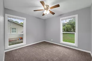 1000 N 61st St, Waco, TX 76710 - Photo 11