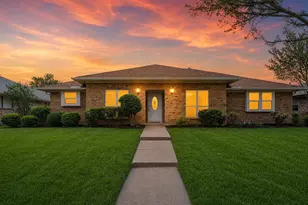 1915 Chesham Dr, Carrollton, TX 75007 - Photo 1