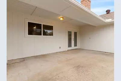 1915 Chesham Drive, Carrollton, TX 75007 - Photo 29