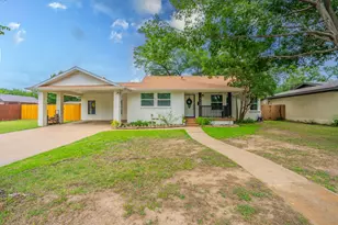 4720 Vance Rd, North Richland Hills, TX 76180 - Photo 1