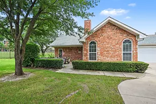 6123 Welden Ct, Fort Worth, TX 76132 - Photo 1