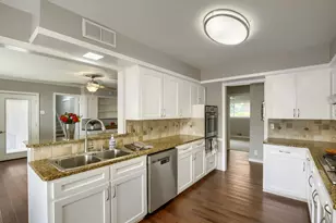 2119 Healey Dr, Dallas, TX 75228 - Photo 9