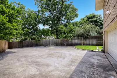 2119 Healey Drive, Dallas, TX 75228 - Photo 25