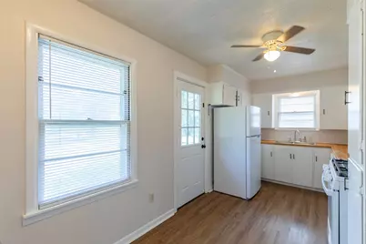 765 E North 12th Street, Abilene, TX 79601 - Photo 11