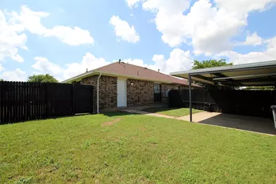 2910 Tanglewood Drive, Lancaster, TX 75134 - Photo 15