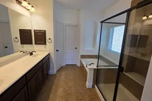 11516 Round Leaf Dr, Fort Worth, TX 76244 - Photo 15