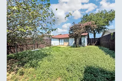 10238 White Elm Road, Dallas, TX 75243 - Photo 25