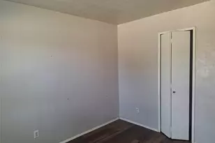10238 White Elm Rd, Dallas, TX 75243 - Photo 21