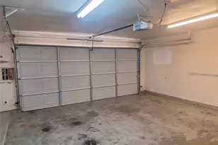 10238 White Elm Rd, Dallas, TX 75243 - Photo 23