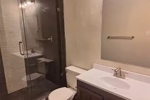 10238 White Elm Rd, Dallas, TX 75243 - Photo 15