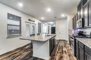 2416 Evening Stone Dr, Little Elm, TX 76227 - Photo 5