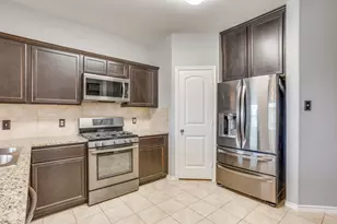 1229 Walnut Cliff Ct, Fort Worth, TX 76179 - Photo 13