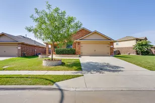 1229 Walnut Cliff Ct, Fort Worth, TX 76179 - Photo 1