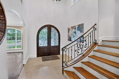1012 Brae Court, Fort Worth, TX 76111 - Photo 5