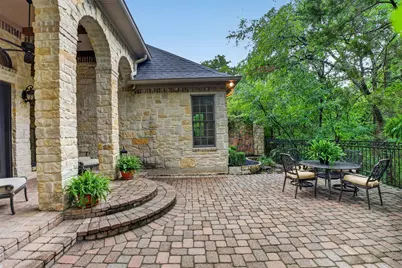 1012 Brae Court, Fort Worth, TX 76111 - Photo 37