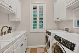 1012 Brae Ct, Fort Worth, TX 76111 - Photo 15