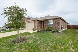1337 Waggoner Dr, Aubrey, TX 76227 - Photo 3