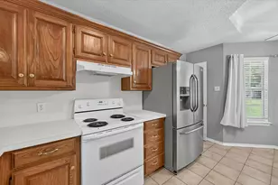 209 Pafford St, Justin, TX 76247 - Photo 13