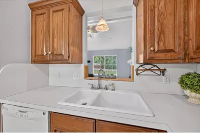 209 Pafford Street, Justin, TX 76247 - Photo 17