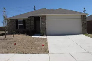 1609 Lone Pine Dr, Little Elm, TX 75068 - Photo 1