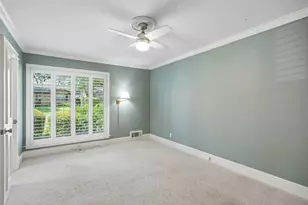 9946 Vistadale Dr, Dallas, TX 75238 - Photo 25