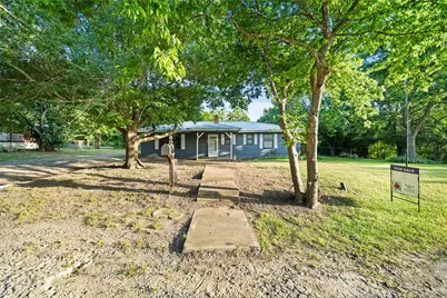 720 E Marshall Avenue, Cooper, TX 75432 - Photo 1